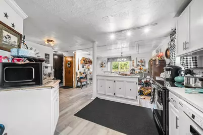 9 Tunxis Place, Simsbury, CT 06081 - Photo 22