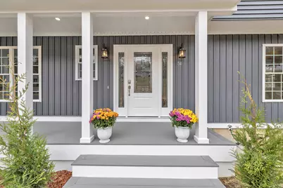 51 Tuckahoe Drive, Shelton, CT 06484 - Photo 2