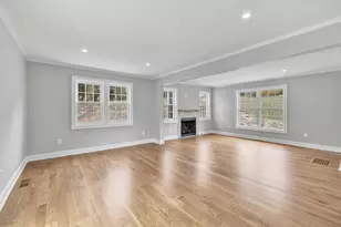 51 Tuckahoe Dr, Shelton, CT 06484 - Photo 8