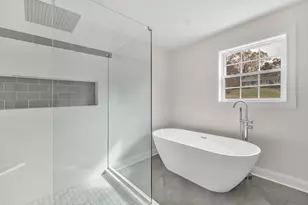 51 Tuckahoe Dr, Shelton, CT 06484 - Photo 32