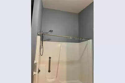 17 Heather Glen Lane, Groton, CT 06355 - Photo 8