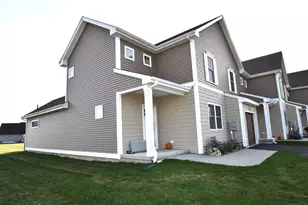 501 Old Village Cir, Windsor, CT 06095 - Photo 2