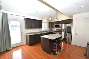 501 Old Village Cir, Windsor, CT 06095 - Photo 6