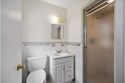 40 Macarthur Drive, Hamden, CT 06518 - Photo 18