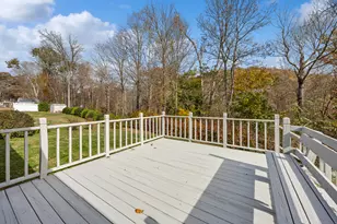 40 Macarthur Dr, Hamden, CT 06518 - Photo 24