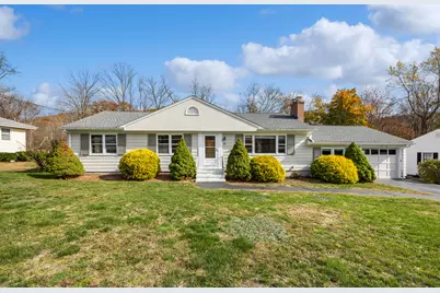 40 Macarthur Drive, Hamden, CT 06518 - Photo 1