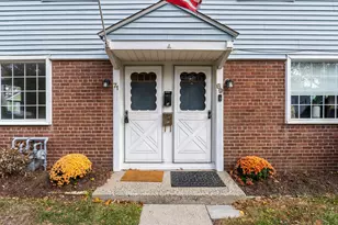71 Pennsylvania Ave, New Britain, CT 06052 - Photo 2
