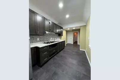 1922 Boston Avenue, Bridgeport, CT 06610 - Photo 8