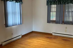 381 Chamberlain Hwy, Berlin, CT 06037 - Photo 14