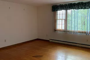 381 Chamberlain Hwy, Berlin, CT 06037 - Photo 6