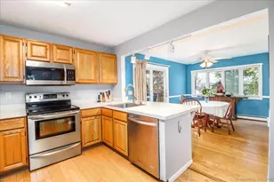 33 Green Pasture Rd, Bethel, CT 06801 - Photo 14