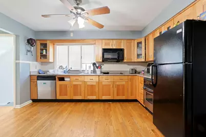 932 Thorme Street, Bridgeport, CT 06606 - Photo 14