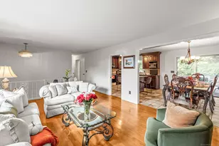 1 Skyline Dr, Danbury, CT 06810 - Photo 4