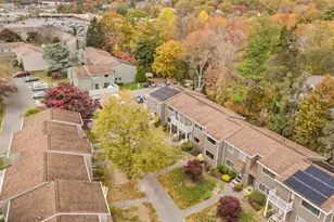 37 Orangewood W, Derby, CT 06418 - Photo 38
