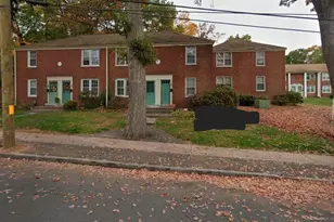 25 Forest St, Manchester, CT 06040 - Photo 1