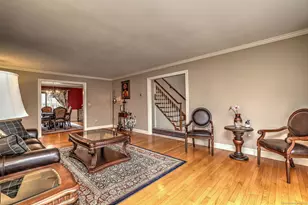 920 Green Cir, Orange, CT 06477 - Photo 12