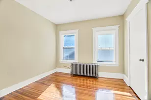 31 Clermont St, Hartford, CT 06106 - Photo 4