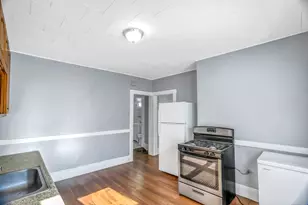 31 Clermont St, Hartford, CT 06106 - Photo 8