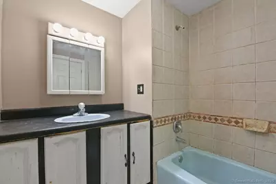 10 Silver Street, Middletown, CT 06457 - Photo 20