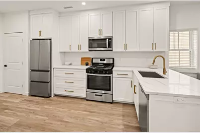 211 Ferry Blvd Boulevard #202, Stratford, CT 06615 - Photo 4