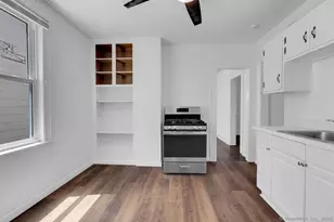 84 Dewey St, Bridgeport, CT 06605 - Photo 8