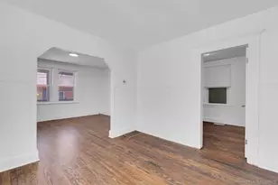 84 Dewey St, Bridgeport, CT 06605 - Photo 4