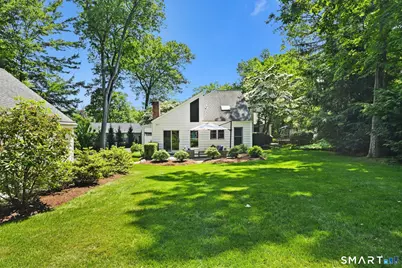 32 Spring Water Lane, New Canaan, CT 06840 - Photo 32