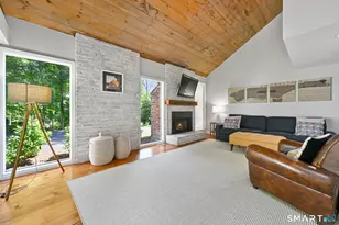 32 Spring Water Ln, New Canaan, CT 06840 - Photo 20