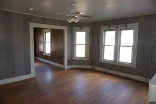 327 Orange St, Springfield, MA 01014 - Photo 32