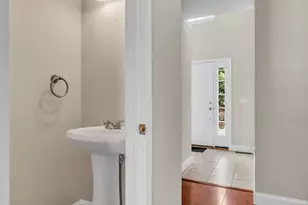 15 Freedom Way, East Lyme, CT 06357 - Photo 12