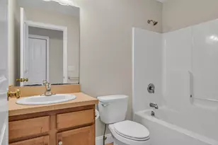 15 Freedom Way, East Lyme, CT 06357 - Photo 18