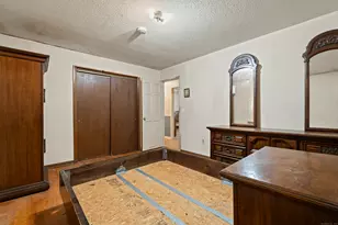 135 Williamson Dr, Waterbury, CT 06710 - Photo 28