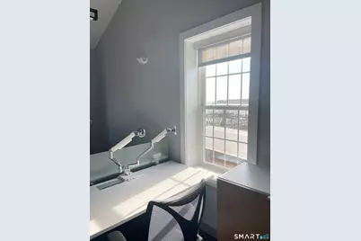 40 Bank Street, New London, CT 06320 - Photo 38