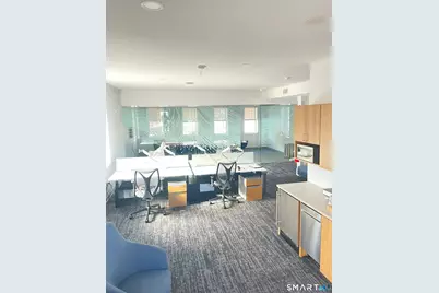 40 Bank Street, New London, CT 06320 - Photo 20