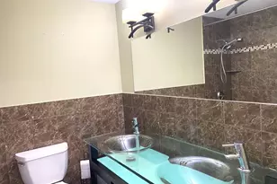 31 Locust Cir, Rocky Hill, CT 06067 - Photo 10