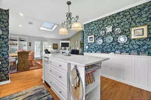 141 State St, Guilford, CT 06437 - Photo 6