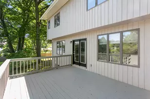 142 Chatham Terrace, Bridgeport, CT 06606 - Photo 28