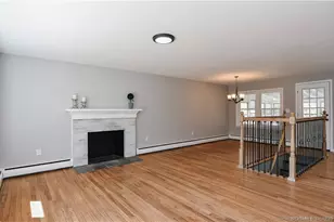 10 N Cobblers Ct, East Lyme, CT 06357 - Photo 8