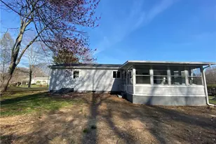 10 N Cobblers Ct, East Lyme, CT 06357 - Photo 24