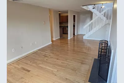 100 Kane Street #APT D10, West Hartford, CT 06119 - Photo 8