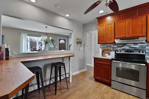 108 Crestwood Ave, Waterbury, CT 06704 - Photo 10