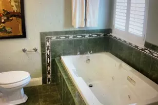 1 Mansfield Grove Rd, East Haven, CT 06512 - Photo 14