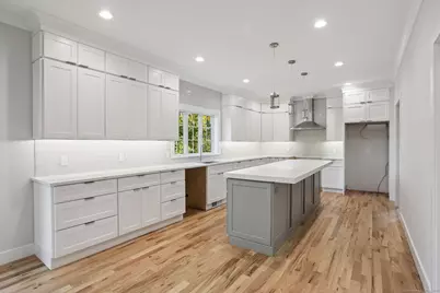 6 Vista Street, Danbury, CT 06811 - Photo 2