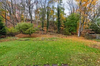 19 Armory Street, Hamden, CT 06517 - Photo 34