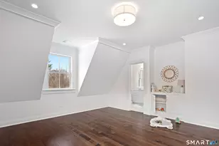 928 West Rd, New Canaan, CT 06840 - Photo 30