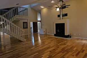 109 Seymour St, Bristol, CT 06010 - Photo 4