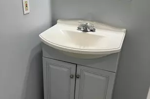 38 Shirley St, Waterbury, CT 06708 - Photo 28