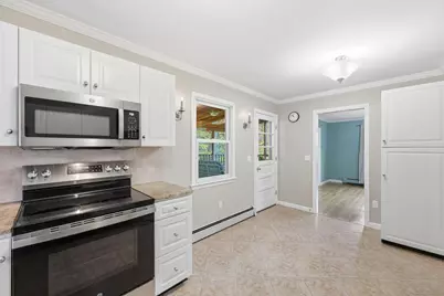 102 Lucas Park Road, Norwich, CT 06360 - Photo 8