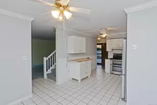 85 Viscount Dr, Milford, CT 06460 - Photo 6