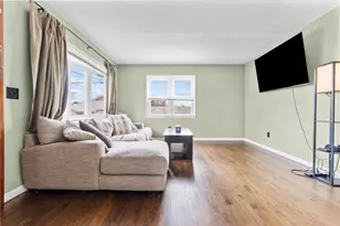 4 Laura Ln, New Haven, CT 06512 - Photo 6